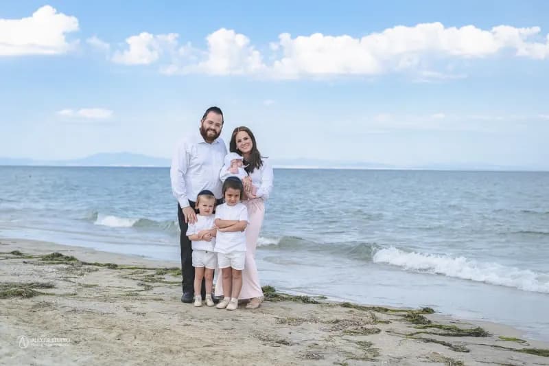 Family Photoshoot in Pieria | Soft & Airy Style